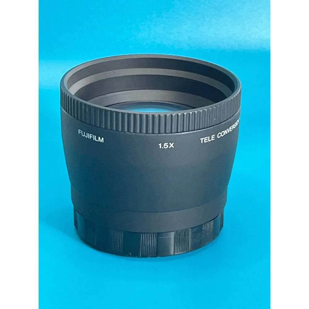 Fujifilm FinePix 1.5X Tele Conversion Lens Made in Japan with Caps Black